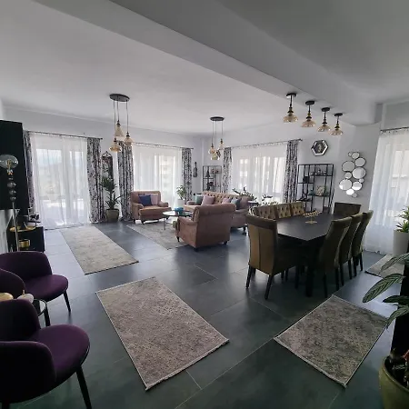 Heaven Penthouse Apartment